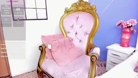 Snapshot of dannamishellx_ chatting on October 17, 4:20 pm Danna online show from October 17, 4:20 pm