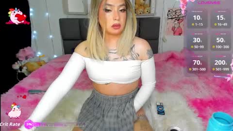 Snapshot of dannia_13 chatting on April 15, 4:52 am dannia_13 online show from April 15, 4:52 am