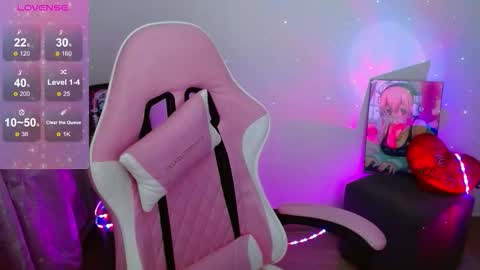 Snapshot of dannie_sofie chatting on March 10, 2:16 am Maddisoon online show from March 10, 2:16 am