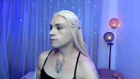 danni online show from May 10, 6:35 pm