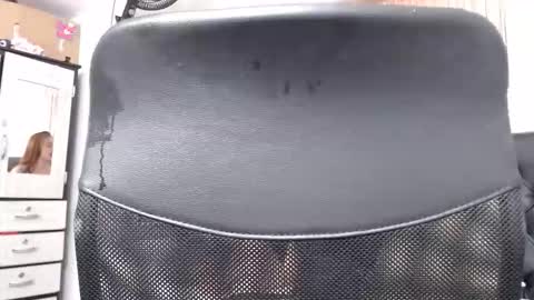 Snapshot of dannisexgirl chatting on March 31, 3:19 am dannisexgirl online show from March 31, 3:19 am