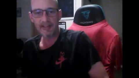 Snapshot of dannozdirekt chatting on November 3, 1:45 pm dannozdirekt online show from November 3, 1:45 pm