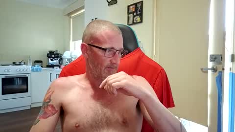 Snapshot of dannozdirekt chatting on November 28, 8:55 pm dannozdirekt online show from November 28, 8:55 pm