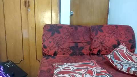 Snapshot of dannthor chatting on December 3, 10:17 am Dann PVT on online show from December 3, 10:17 am