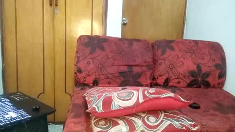 Snapshot of dannthor chatting on December 9, 10:11 am Dann PVT on online show from December 9, 10:11 am