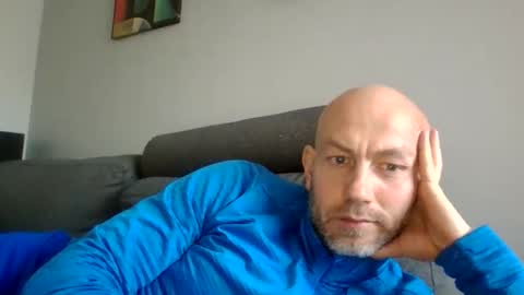 Snapshot of danny81boy chatting on May 1, 4:11 pm danny81boy online show from May 1, 4:11 pm