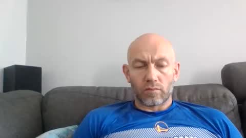 Snapshot of danny81boy chatting on June 4, 8:31 am danny81boy online show from June 4, 8:31 am