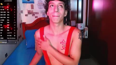 phantom555 online show from November 19, 7:03 pm