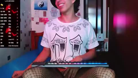 phantom555 online show from November 28, 6:54 pm