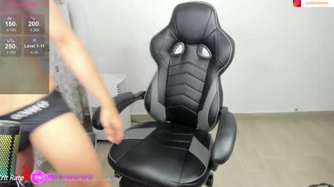 D A N N Y online show from February 5, 12:53 am