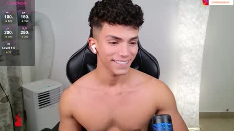 D A N N Y online show from October 25, 12:29 am