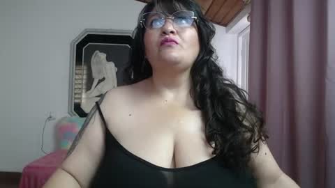 danny_bigtits online show from June 12, 3:00 pm