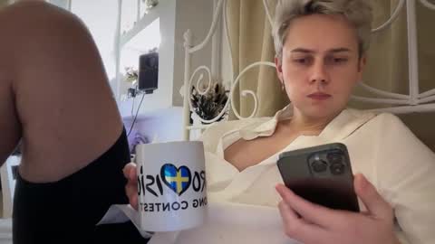 Snapshot of danny_love01 chatting on November 15, 3:52 pm danny online show from November 15, 3:52 pm