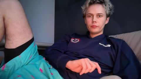 Snapshot of danny_love01 chatting on February 1, 2:26 pm danny online show from February 1, 2:26 pm