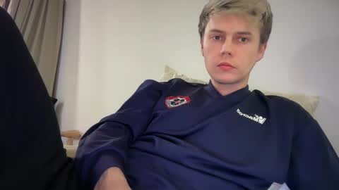 Snapshot of danny_love01 chatting on February 20, 3:34 pm danny online show from February 20, 3:34 pm