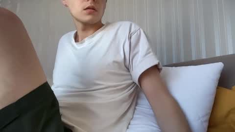 Snapshot of danny_love01 chatting on March 22, 1:03 pm danny online show from March 22, 1:03 pm