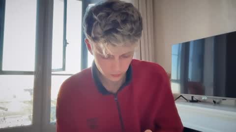 Snapshot of danny_love01 chatting on April 8, 3:23 pm danny online show from April 8, 3:23 pm