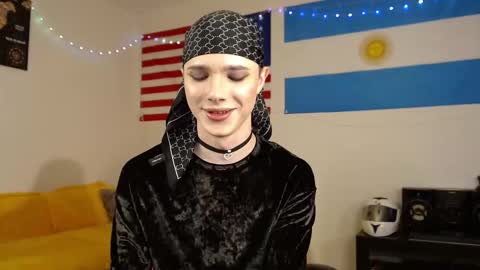 Danny online show from October 23, 10:14 am