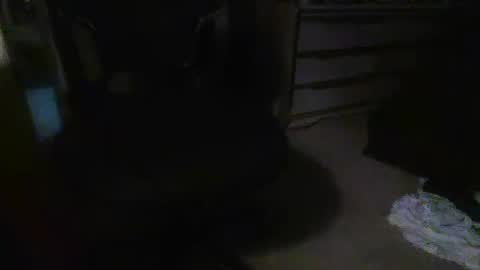 Snapshot of dannyb618 chatting on November 10, 10:14 am Danielle online show from November 10, 10:14 am