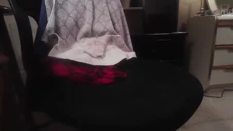 Snapshot of dannyb618 chatting on November 25, 10:04 am Danielle online show from November 25, 10:04 am