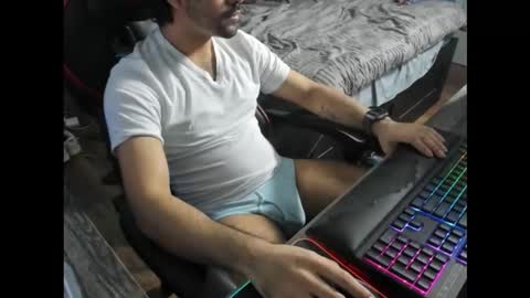 Snapshot of dannydusk chatting on March 3, 4:07 am Danny online show from March 3, 4:07 am