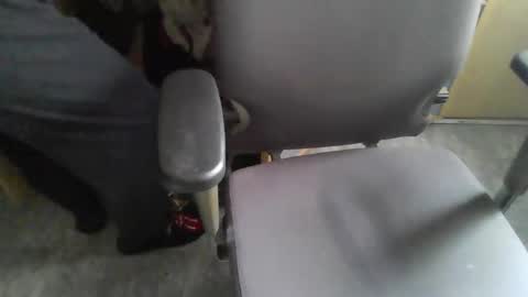 Danny L. online show from December 16, 9:03 am