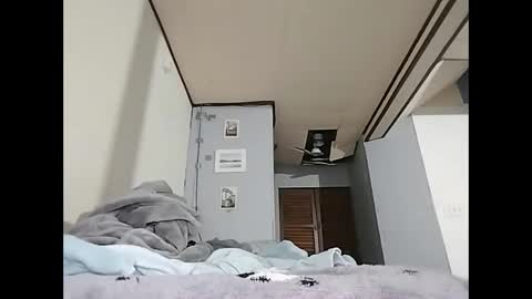 danshi69 online show from February 18, 6:04 pm