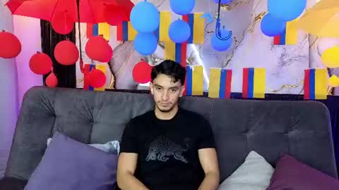 Snapshot of dante_18cm chatting on July 2, 12:43 am Dante online show from July 2, 12:43 am