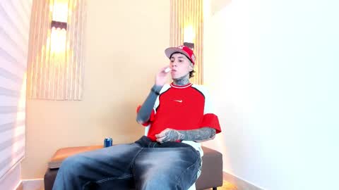 dante_armstrong online show from December 16, 5:01 am