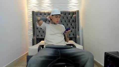 dante_armstrong online show from January 6, 3:43 am