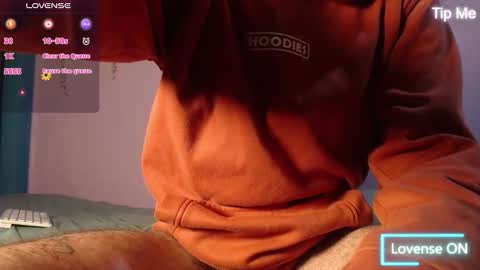 dante_bear online show from February 22, 11:09 am