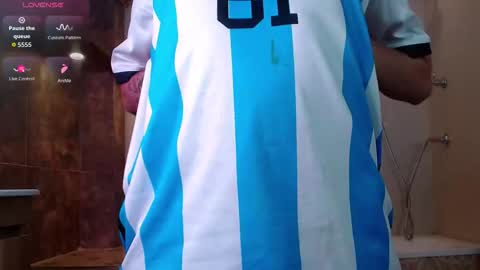 Snapshot of dante_bieber chatting on October 24, 1:13 am dante online show from October 24, 1:13 am