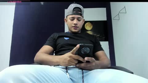 Dante online show from January 30, 10:40 am