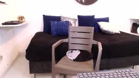 Snapshot of dante_hell1 chatting on November 27, 7:10 am Dante Hell online show from November 27, 7:10 am