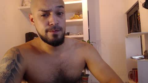 Snapshot of dante_hell1 chatting on January 8, 12:46 am Dante Hell online show from January 8, 12:46 am