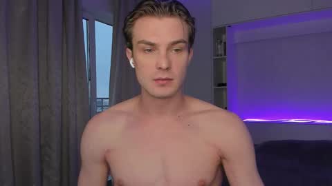 Dante and Ray online show from November 28, 12:30 pm