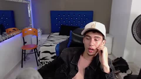 Dante online show from February 11, 4:56 pm