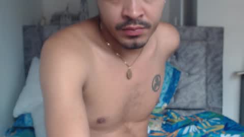 Dante zue online show from December 21, 7:43 pm