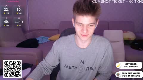 Snapshot of dantebigboi chatting on December 11, 9:01 pm Daniel online show from December 11, 9:01 pm