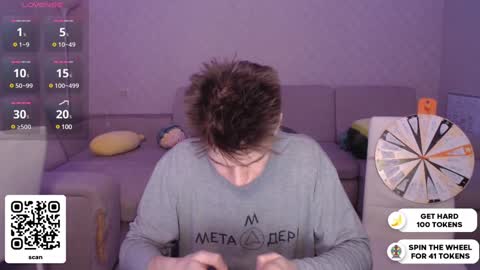 Snapshot of dantebigboi chatting on December 13, 8:04 pm Daniel online show from December 13, 8:04 pm