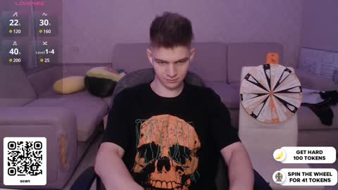 Snapshot of dantebigboi chatting on December 16, 7:00 pm Daniel online show from December 16, 7:00 pm