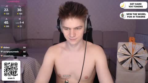 Snapshot of dantebigboi chatting on January 4, 7:23 pm Daniel online show from January 4, 7:23 pm