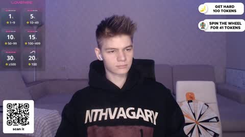 Snapshot of dantebigboi chatting on January 7, 4:16 pm Daniel online show from January 7, 4:16 pm