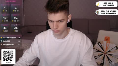 Snapshot of dantebigboi chatting on January 20, 1:18 am Daniel online show from January 20, 1:18 am