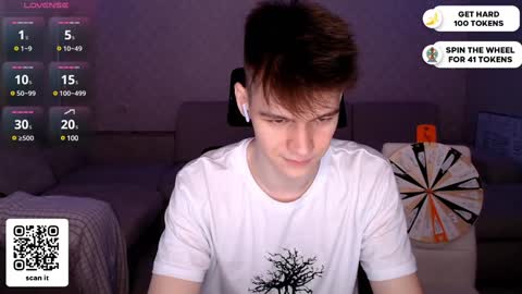 Snapshot of dantebigboi chatting on January 23, 8:45 pm Daniel online show from January 23, 8:45 pm