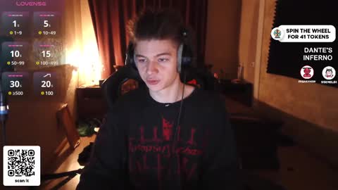 Snapshot of dantebigboi chatting on March 7, 12:15 am Daniel online show from March 7, 12:15 am