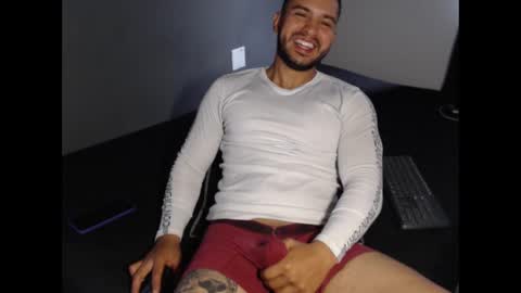 dantebrown1 online show from September 30, 2:55 pm