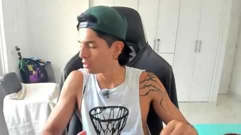 X Dante7373574 online show from March 24, 7:52 pm