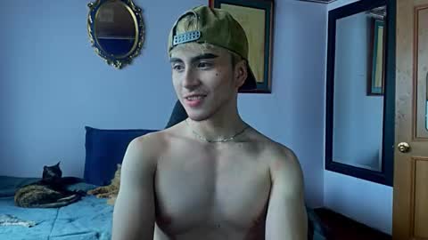 Snapshot of danteobscuro chatting on December 17, 7:09 pm danteobscuro online show from December 17, 7:09 pm