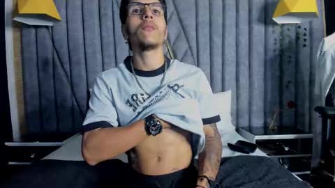 Dante online show from March 3, 2:39 am